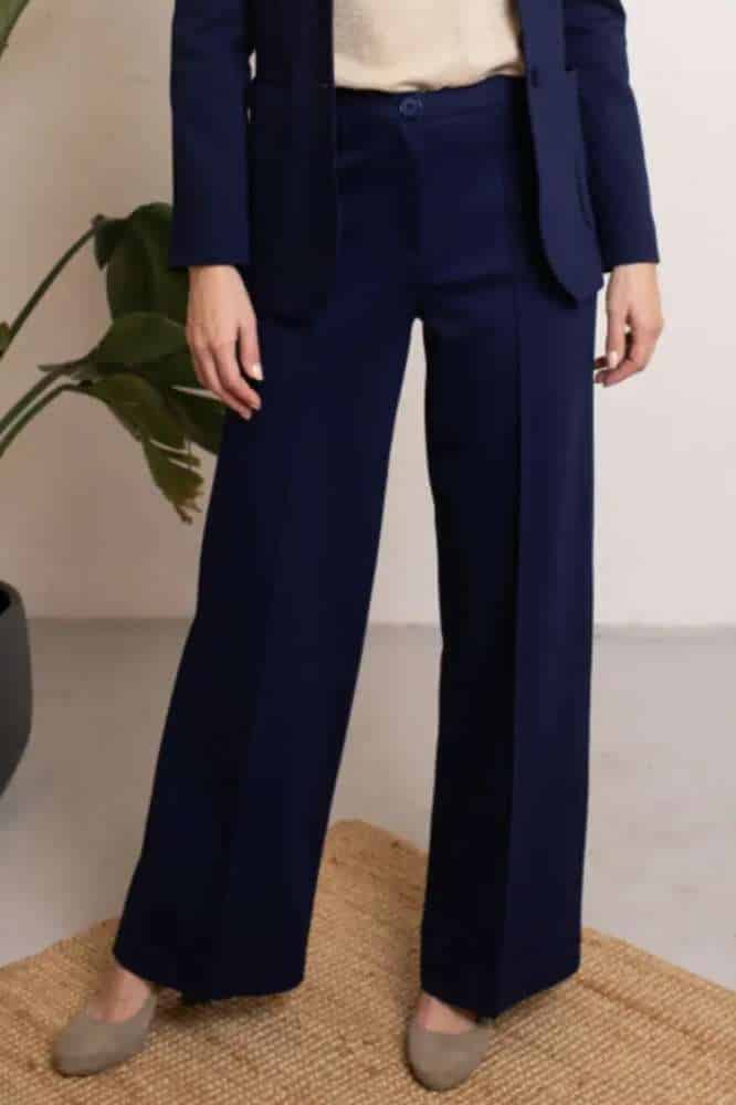 Very Cherry Taylor Pants Navy Punty - La Vie en Rose Damesmode