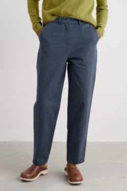 Seasalt Cornwall Mor Path Organic Cotton Tapered Trousers Maritime - La Vie en Rose Damesmode