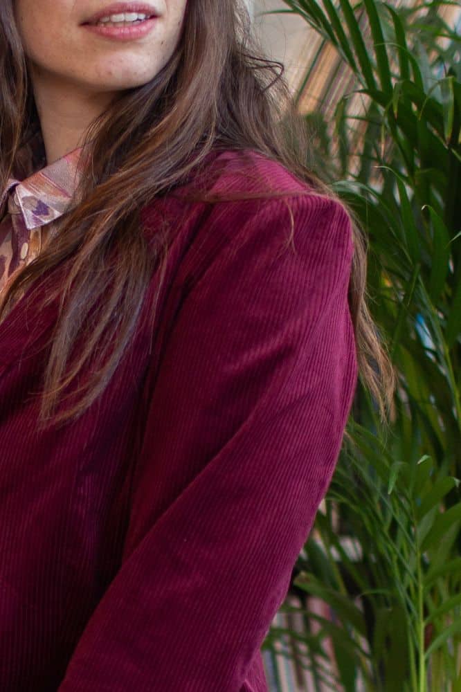 Very Cherry Blazer Corduroy Granate Red - La Vie en Rose Damesmode
