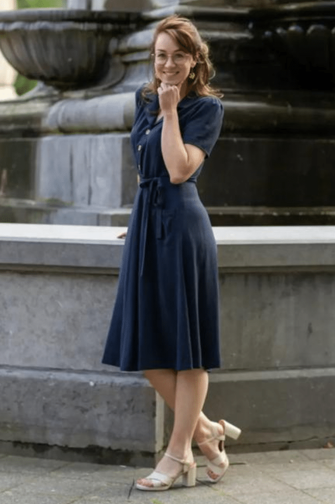 Very Cherry Revers Dress Midi Linnen Marino (1)